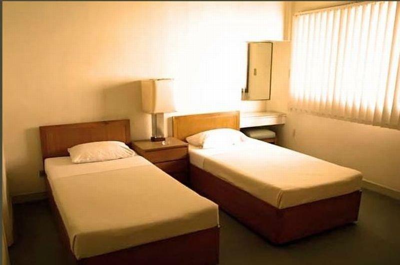Amorsolo Mansion Hotel Makati City Ngoại thất bức ảnh
